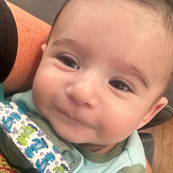 Welcome to Kikiscloset1111💜 Meet your Posher, Carol - Picture 6 of 15